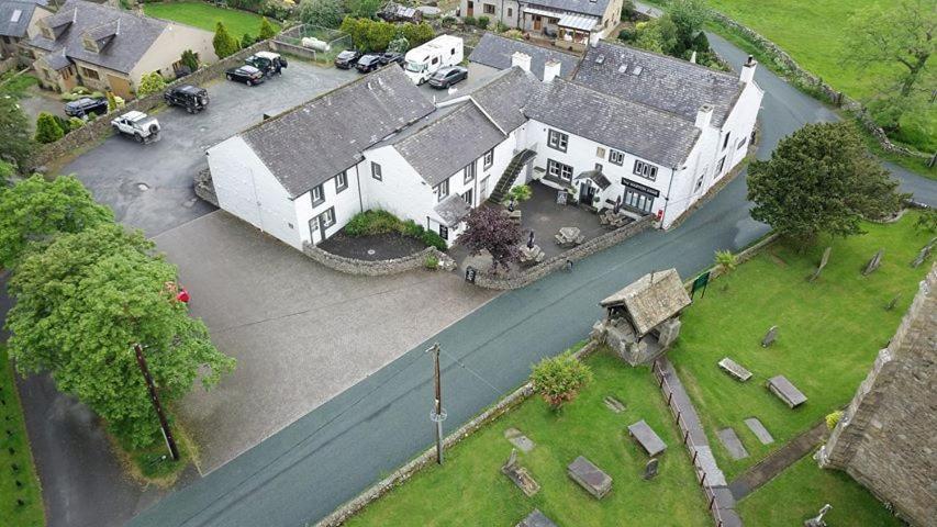 The Marton Arms Hotel Ingleton  Bagian luar foto
