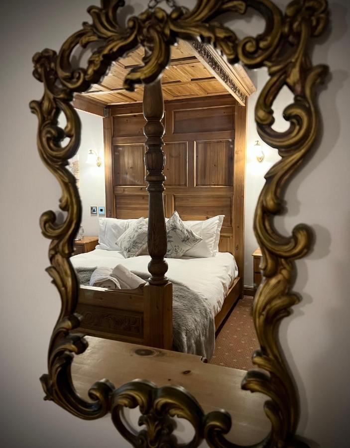 The Marton Arms Hotel Ingleton  Bagian luar foto