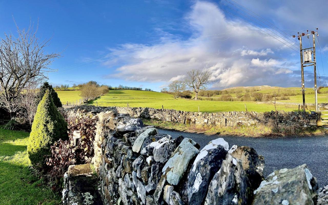 The Marton Arms Hotel Ingleton  Bagian luar foto