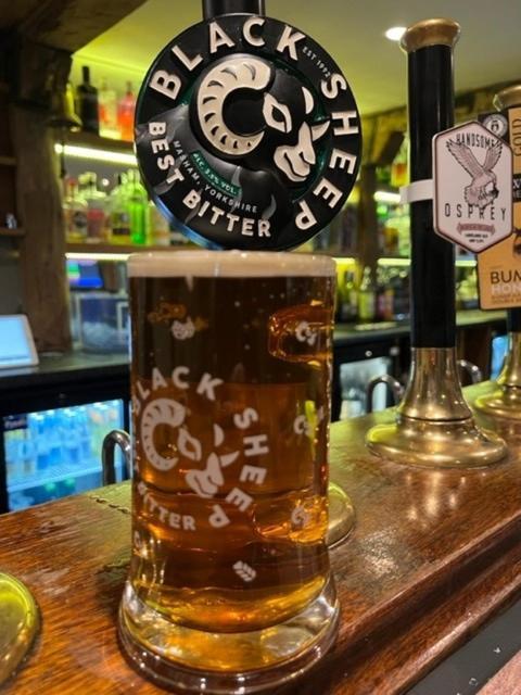 The Marton Arms Hotel Ingleton  Bagian luar foto